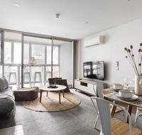 Boho on Morphett-In the heart of the CBD - Wifi - Nespresso - Netflix - Accommodation Bookings