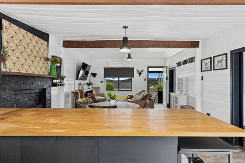 The Miners Cottage - Portland - Accommodation Bookings 2