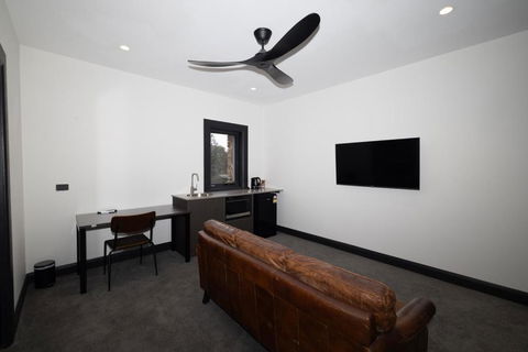 The Royal Hotel Bungendore - Accommodation Bookings 2