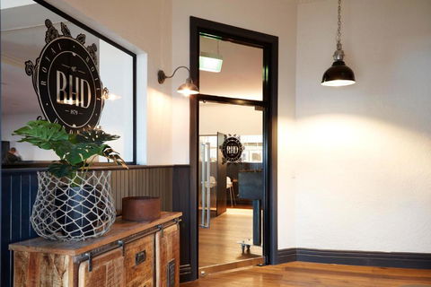 The Royal Hotel, Drouin - Accommodation Bookings 0