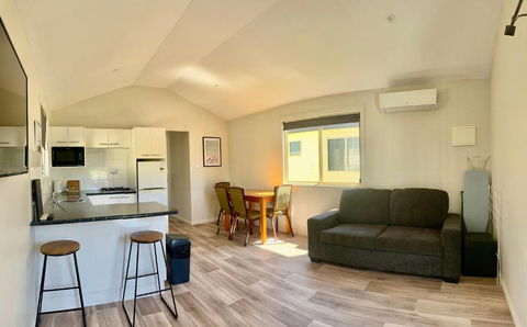 Timbertown Motel - Accommodation Bookings 1