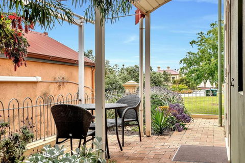 Time And Tide Hideaway - A Spacious Beachside Escape - Accommodation Bookings 2