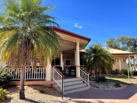 Western Heritage Motor Inn - Accommodation Bookings 0