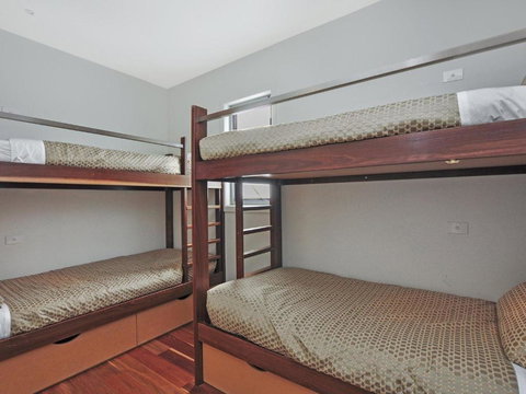 Whispers - Accommodation Bookings 1