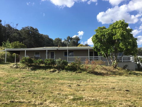 Yackandandah Farm Homestead - Accommodation Bookings 1