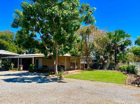 The Quarters - Accommodation Bookings 0