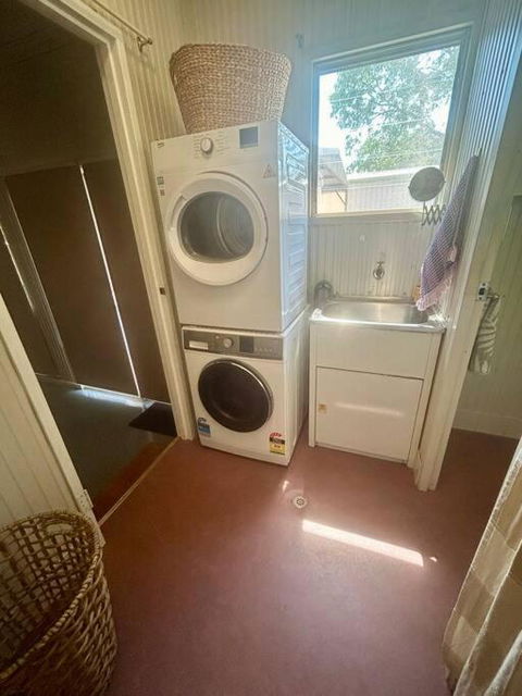 The Quarters - Accommodation Bookings 2