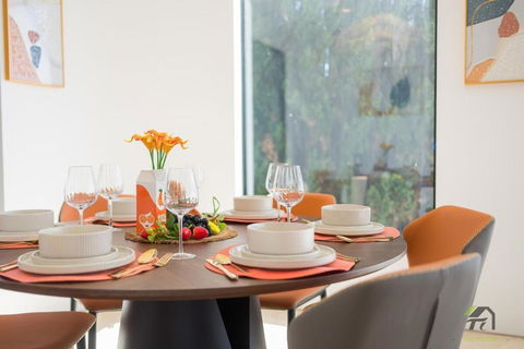 Whispering Pines With 4 Bedroom In Vaucluse - Accommodation Bookings 1