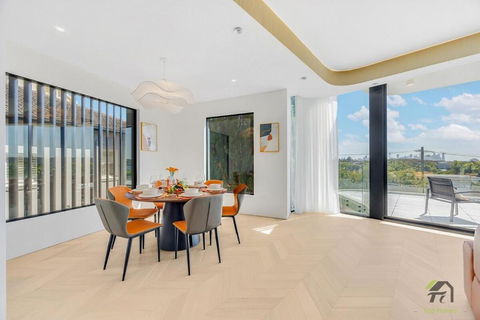 Whispering Pines With 4 Bedroom In Vaucluse - Accommodation Bookings 3