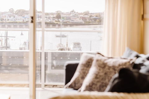 York Cove Hotel - Accommodation Bookings 0
