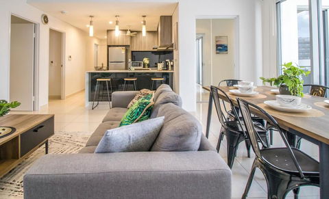 ZEN CENTRAL CBD - Affordable 3-Bdrm Apt In The Heart Of Darwin City - Accommodation Bookings 2