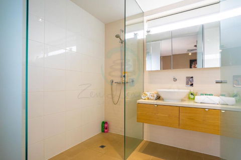 ZEN PARADISE - 2-BR Waterfront Ocean View Retreat - Accommodation Bookings 2