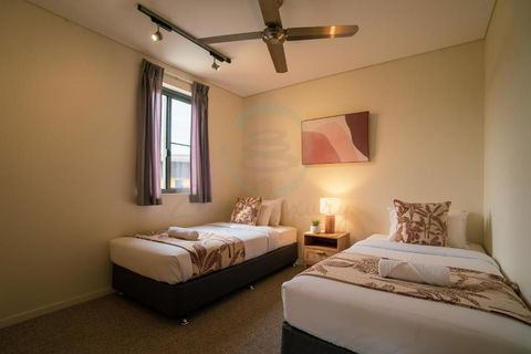 ZEN PARADISE - 2-BR Waterfront Ocean View Retreat - Accommodation Bookings 1