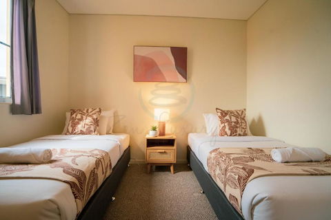 ZEN PARADISE - 2-BR Waterfront Ocean View Retreat - Accommodation Bookings 3