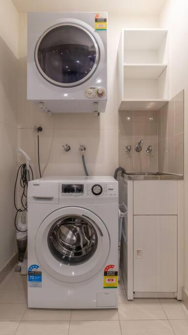 Zetland Centre Park View 1 Free Parking - Accommodation Bookings 3