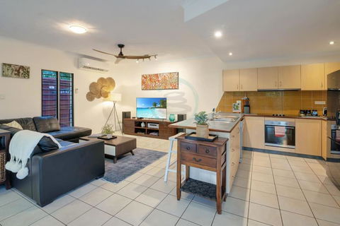 Zen Serene Seascape - Family Pool - BBQ - Markets - Accommodation Bookings 3