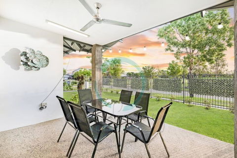 Zenhouse: Stylish Muirhead Home Near Park/Hospital - Accommodation Bookings 1
