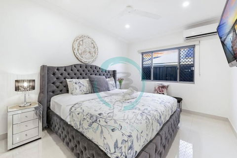 Zenhouse: Stylish Muirhead Home Near Park/Hospital - Accommodation Bookings 3