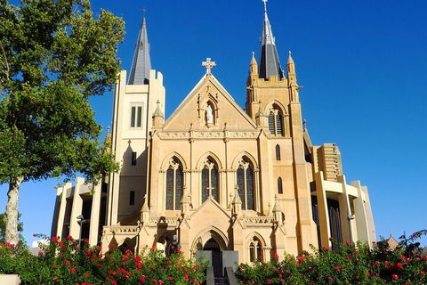 Perth Scavenger Hunt: Perched On A Swan - Accommodation Bookings 1