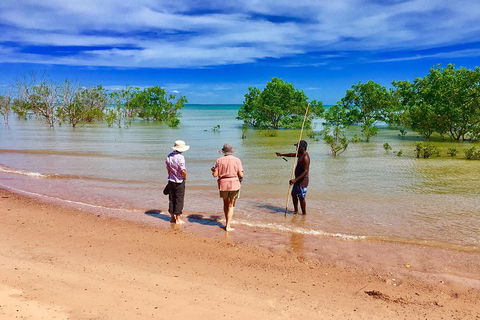 Gay-Wu Woman's 5 Day Yolngu Homeland Tour - Accommodation Bookings 5
