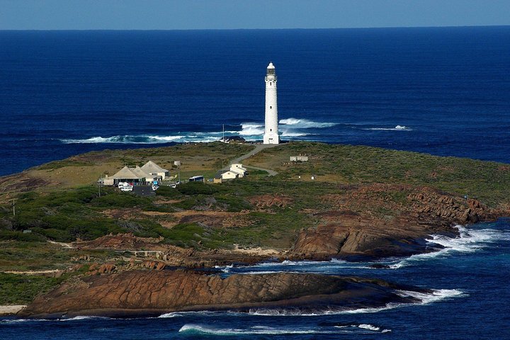  Accommodation Bookings
