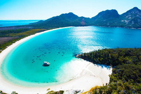 Wineglass Bay Private Charter Service - Accommodation Bookings 2