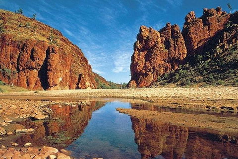 Alice Springs, Uluru Ayers Rock & Kings Canyon 8 Days Touring Package - Accommodation Bookings 4