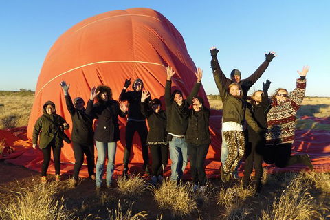 Early Morning Ballooning In Alice Springs - Accommodation Bookings 5