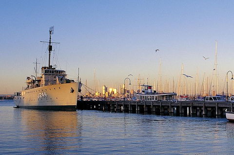 Melbourne City And Williamstown Ferry Cruise - Accommodation Bookings 4