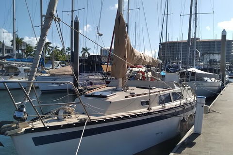 Townsville Small Group Sunset Sail Sailing Cruise Boat Tour Charter Hire - Accommodation Bookings 1