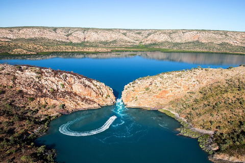 Buccaneer Explorer - Accommodation Bookings 4