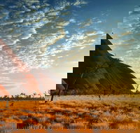 Highlights of Uluru Including Sunrise and Breakfast - Accommodation Bookings