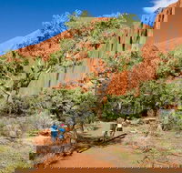 Full Uluru Base Walk at Sunrise Including breakfast - Accommodation Bookings