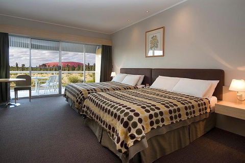 3-Day Uluru-Kata Tjuta And Kings Canyon 4WD Small-Group Eco-Tour From Alice Springs - Accommodation Bookings 0