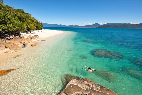 Fitzroy Island Catamaran Transfers From Cairns - Accommodation Bookings 4