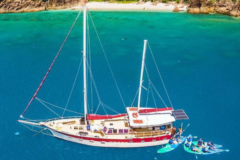 2-Day Whitsundays Sailing Adventure: SV Whitehaven - Accommodation Bookings 5