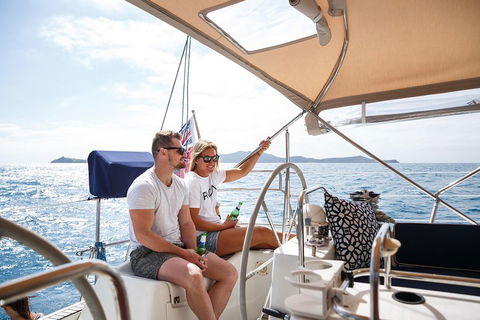 1-Night Whitsundays Private Charter Aboard Cruising Yacht Milady - Accommodation Bookings 3