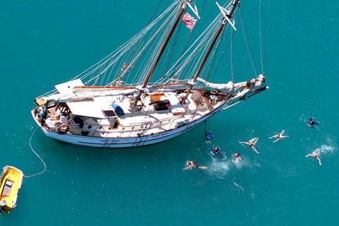 Whitsunday Islands Private Sailing Experience With Snorkeling & Langford Reef - Accommodation Bookings 1