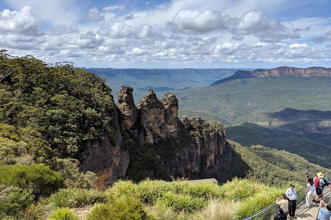 Blue Mountains Private Tour - Wild Kangaroos, Waterfalls And The Three Sisters - Accommodation Bookings 0