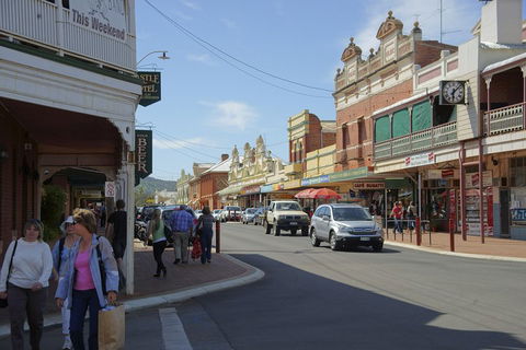 Wave Rock, York, Wildflowers, And Aboriginal Cultural Day Tour From Perth - Accommodation Bookings 1