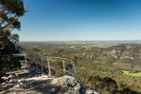 Great Ocean Road To Grampians 2 Day 1 Night Tour From Melbourne To Adelaide - Accommodation Bookings 2