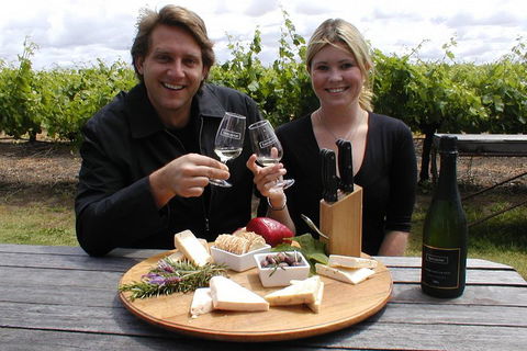 Swan Valley Tour From Perth: Wine, Beer And Chocolate Tastings - Accommodation Bookings 4